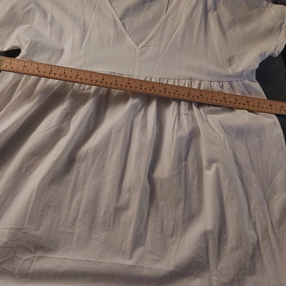 Nwot Multipurpose white flowy summer cotton dress. - Picture 3 of 4